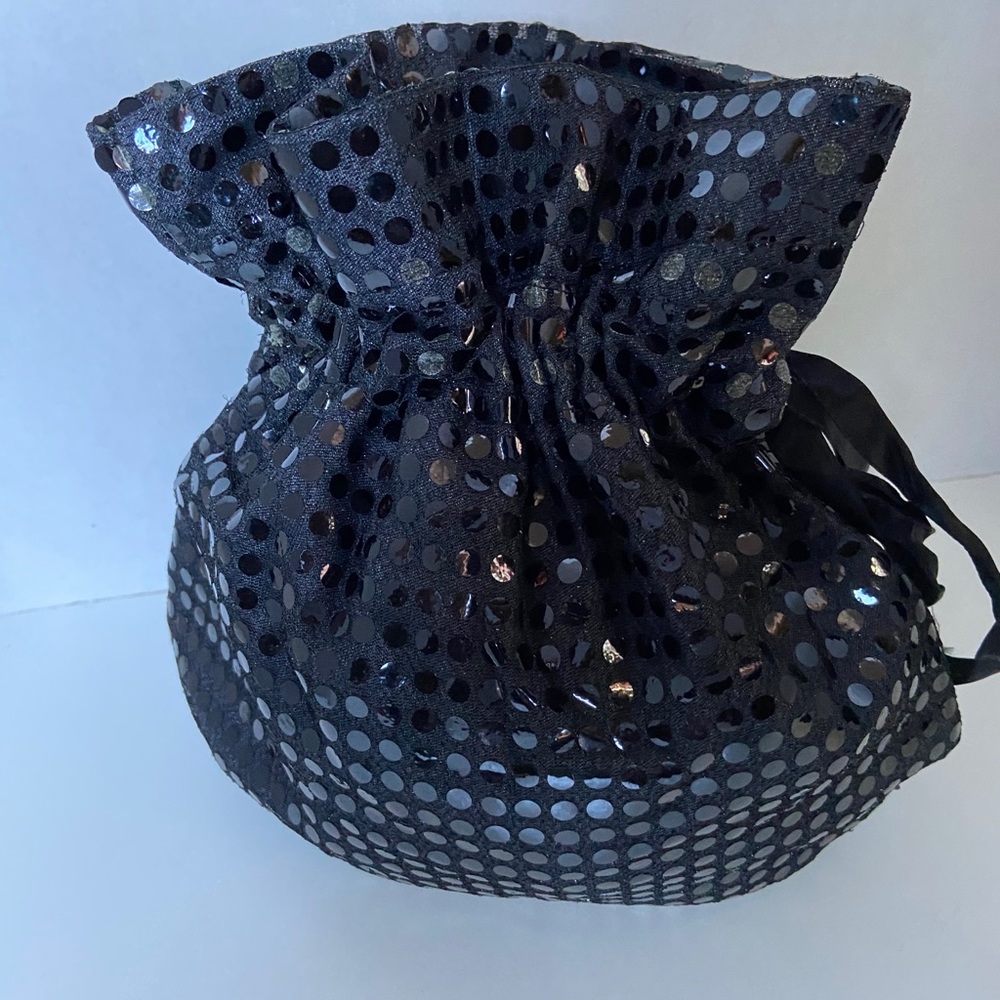 Sequin black pouch